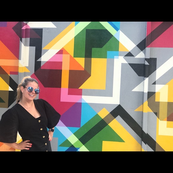 Meet your Posher, Sonya - Picture 1 of 1